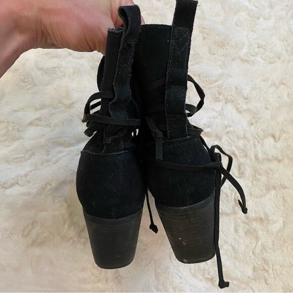 Toms Mila Black Suede Block Heel Lace Up Slouchy Boho Boots Size 8 Womens - Picture 10 of 16